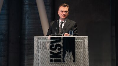 - Festivalde "Onur Ödülü" besteci Turgay Erdener'e, "Yaşam Boyu Başarı