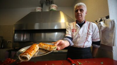 - Kahramanmaraş merkezli depremler nedeniyle Adıyaman'da evi ve iş yeri