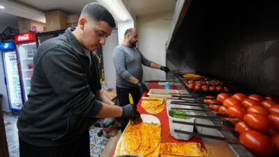 - Hatay'da 6 Şubat'taki depremde iş yeri ve evi zarar