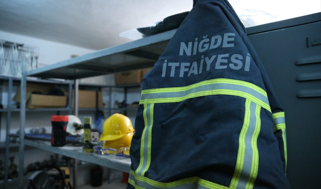 - Niğde Belediyesi İtfaiye Müdürlüğü ekipleri, Kahramanmaraş merkezli depremlerde kullandıkları