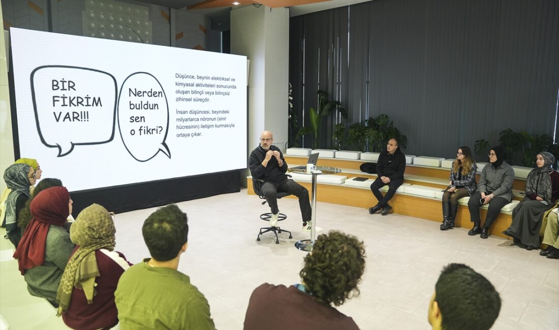 İSTANBUL (AA) – AA Akademi koordinasyonunda "Yaratıcı Düşünme ve Tasarım
