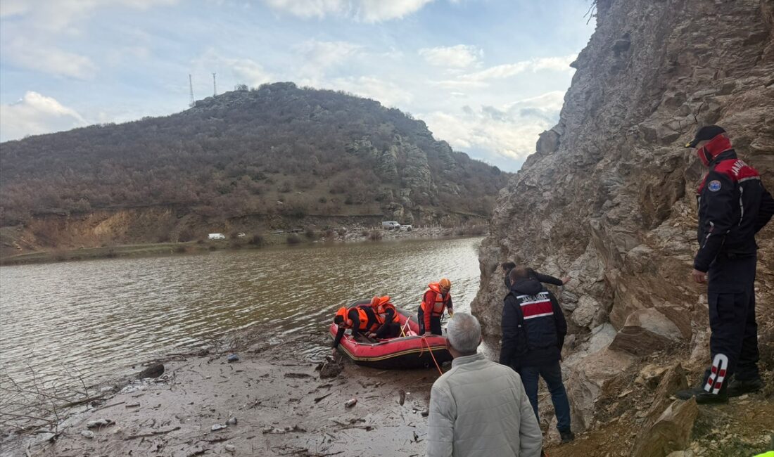 AFYONKARAHİSAR (AA) – Afyonkarahisar'ın İhsaniye ilçesinde baraj göletine düşen genç