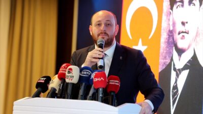 - "Maalesef ama maalesef hizmette yarışacağımız, milletimize daha iyisini kazandırmak