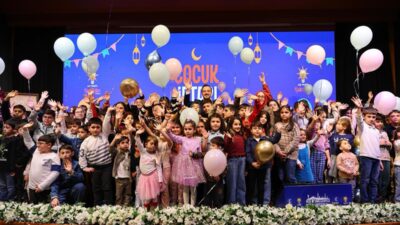 - İstanbul İl Kadın Kolları Başkanı Saliha Demirer:
- "Bu akşam