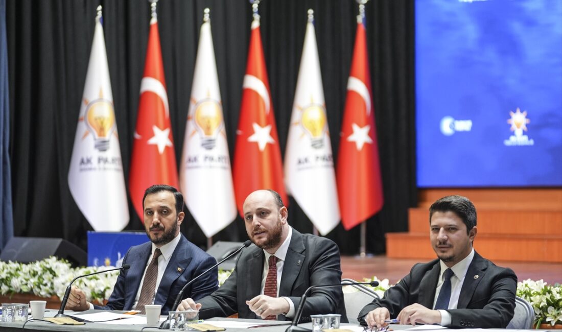 - AK Parti Genel Başkan Yardımcısı ve Teşkilat Başkanı Ahmet