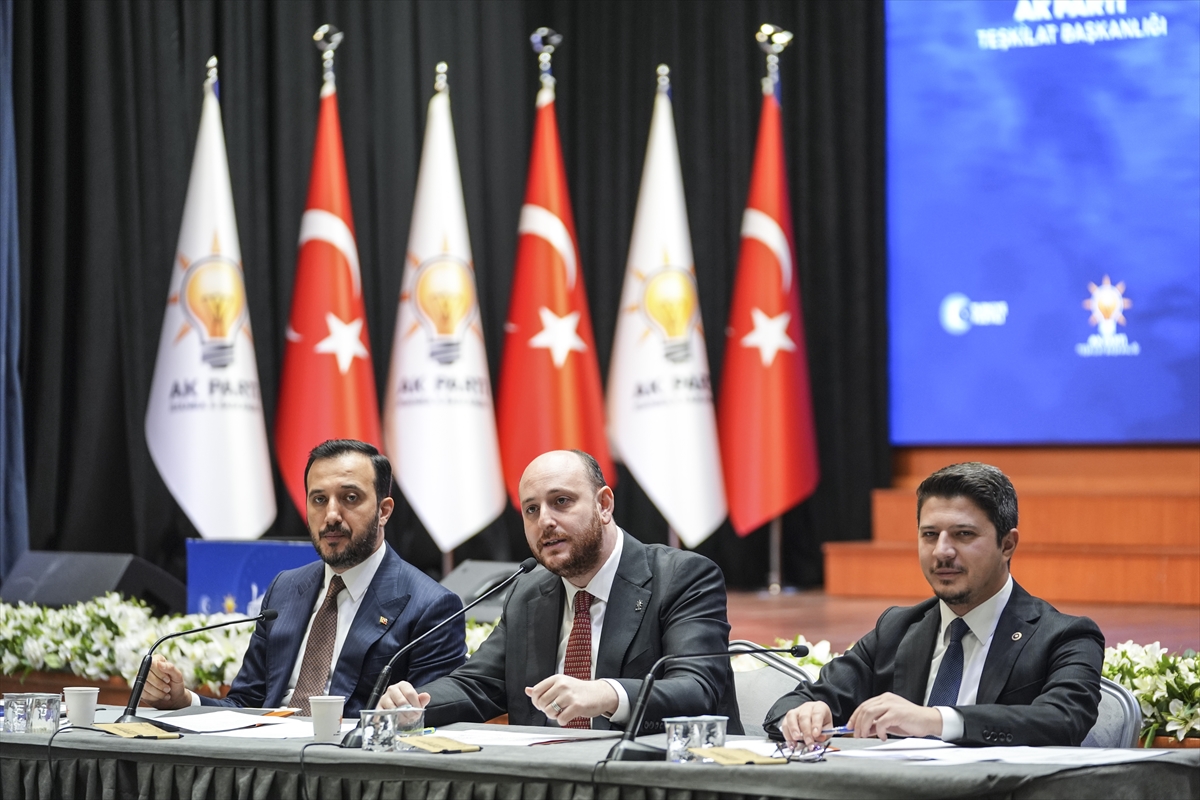 - AK Parti Genel Başkan Yardımcısı ve Teşkilat Başkanı Ahmet