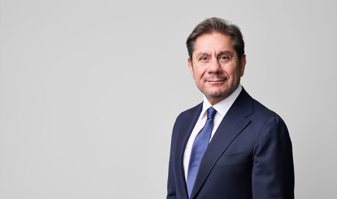 - Akbank Genel Müdürü Kaan Gür:
- "(2025) Toplam mevduatımız 2