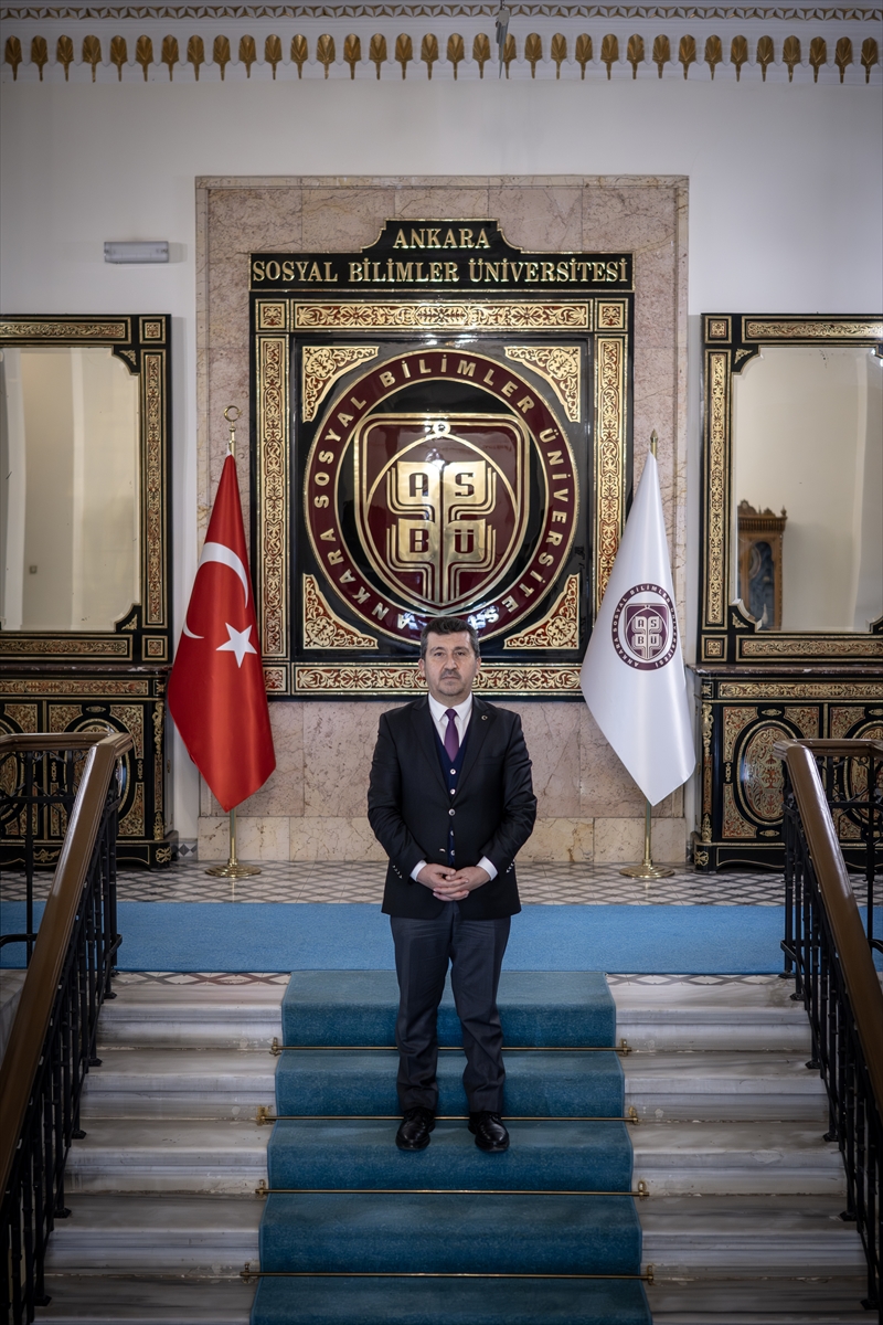 - Rektör Prof. Dr. Musa Kazım Arıcan:
- "Hedefimiz, tüm değerlendirme