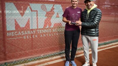 ANTALYA (AA) – Antalya'da faaliyet gösteren Megasaray Tenis Akademisi'nde birçok