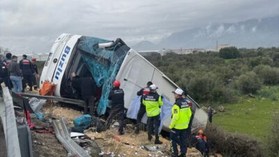 ANTALYA (AA) – Antalya'da yolcu otobüsünün şarampole devrilmesi sonucu ilk