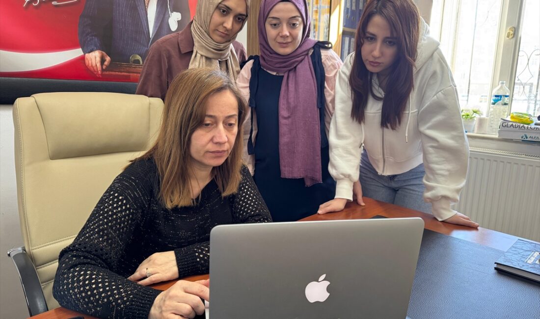 ARDAHAN (AA) – Ardahan'da anaokulu öğretmenleri, Anadolu Ajansı'nın (AA) gözünden