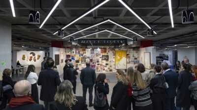 -  Uluslararası Sanat Galerileri Derneği Başkanı Yeşim Turanlı:
- "Galericilik