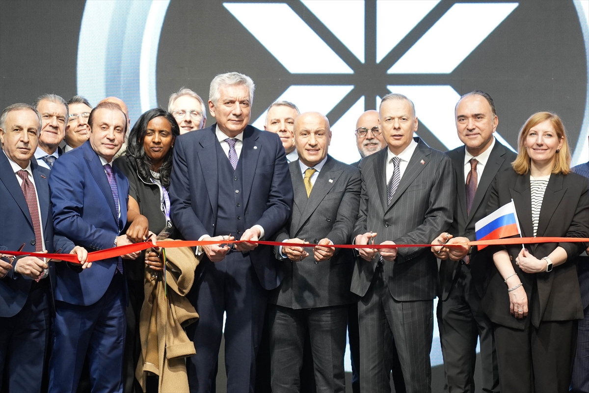 - Ticaret Bakan Yardımcısı Özgür Volkan Ağar:
- "Günümüzde dünya sahnesinde