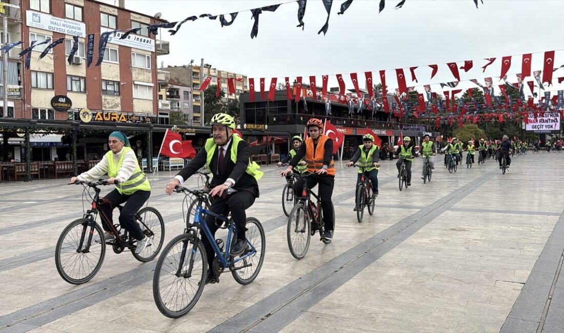 AYDIN (AA) – Aydın'da Anadolu İmam Hatip Lisesinin öğretmenleri ile