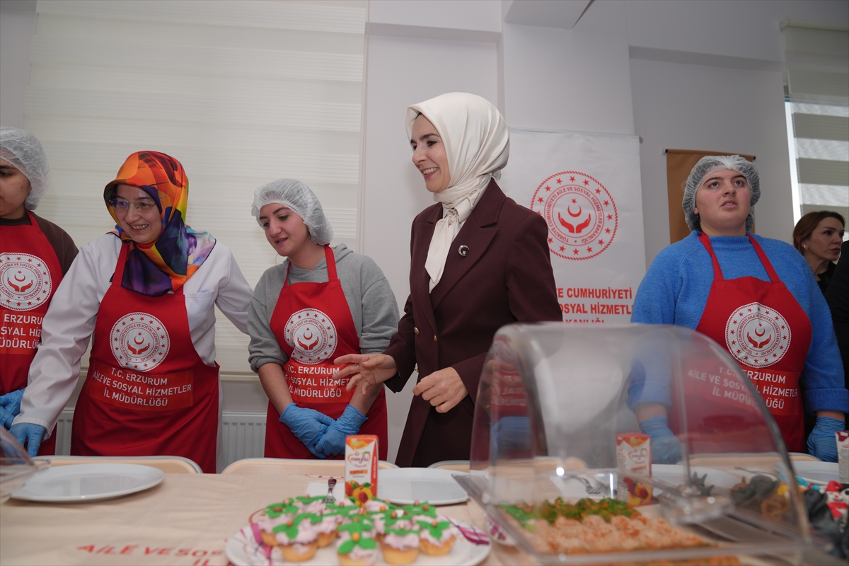 ERZURUM (AA) – Aile ve Sosyal Hizmetler Bakanı Mahinur Özdemir