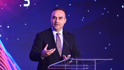 - Sanayi ve Teknoloji Bakanı Mehmet Fatih Kacır:
- "Kendi imkanlarımızla,