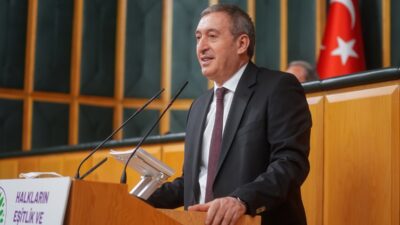 - "Kürt meselesi başta olmak üzere Türkiye'nin temel ve köklü