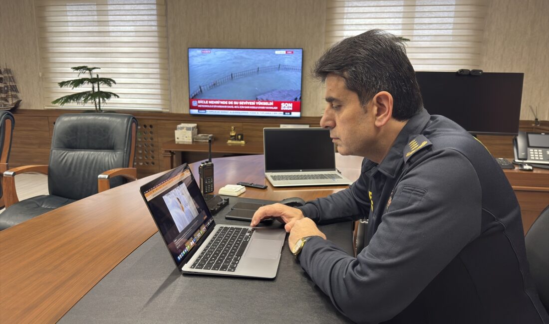 BALIKESİR (AA) – Balıkesir İl Emniyet Müdürü Şükrü Yaman, Anadolu