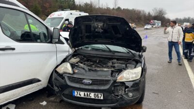 BARTIN (AA) – Bartın'da meydana gelen trafik kazasında polis memuru
