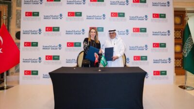 - Bayegan CEO'su Burcu Olcay Üstüner:
- "Yenilenen işbirliğiyle Türkiye pazarında