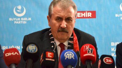 - "Partisine bakılmadan kim yolsuzluk, hırsızlık yapıyorsa devletin malını kendi