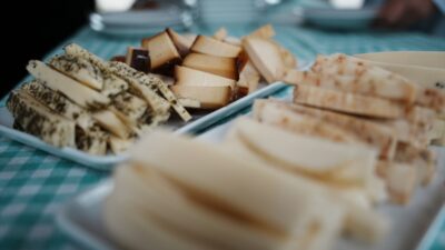 - Çanakkale'nin Biga ilçesindeki kadın kooperatifi üyeleri, geleneksel tariflerle ürettiği