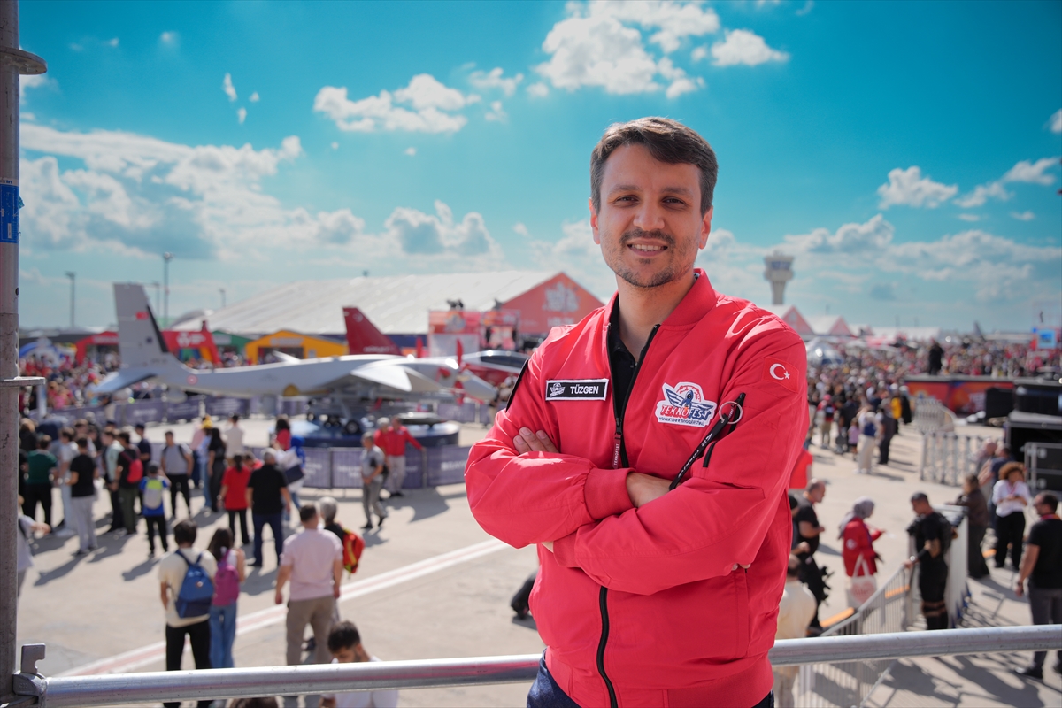 - Bilişim Vadisi Genel Müdürü Erkam Tüzgen:
- "TEKNOFEST, gençlerimizin hayallerini