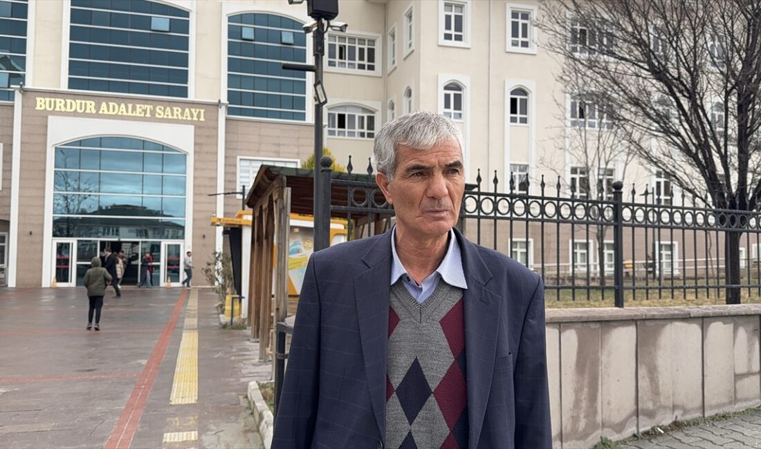 - Maktulün eşinin, yurt dışına çıkış yasağı ve ev hapsi