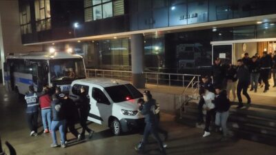 BURSA (AA) – Bursa'da yasa dışı bahis operasyonunda gözaltına alınan