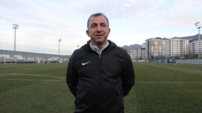 - Teknik direktörü Recep Uçar:
"Evimizde rakip kim olursa olsun kazanmak