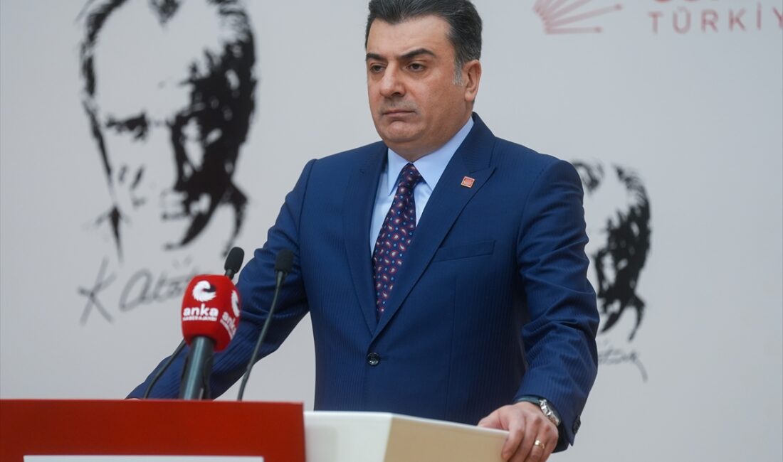 - "(Bakanların yemin törenindeki arbede) Ortaya çıkan görüntüler, Gazi Meclisimizin