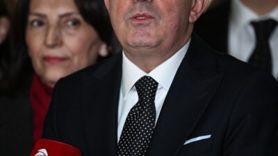 - Parti, bazı meslek mensuplarına harç ödemesi yükümlülüğü getiren 7566