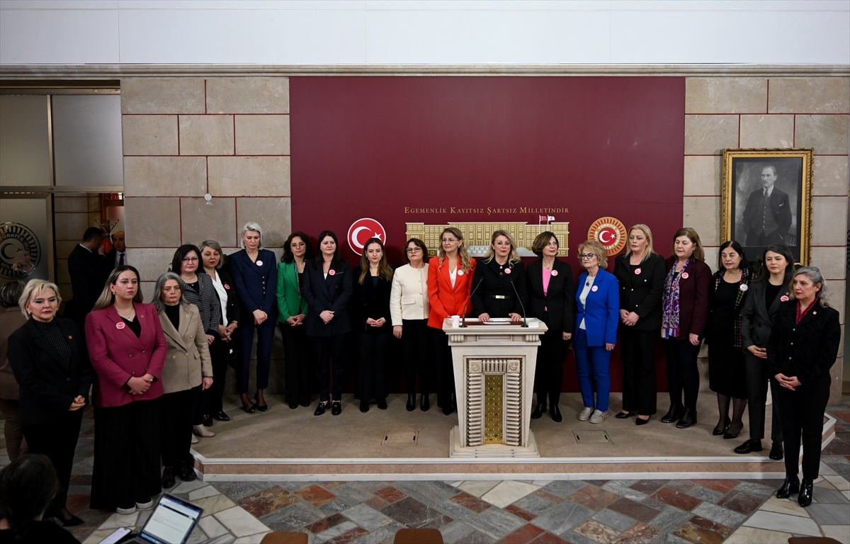 TBMM (AA) – CHP Kadın Kolları Genel Başkanı ve Osmaniye
