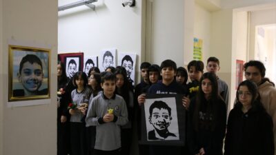 - Anne Aylin Pekmezci:
- "12 yılda çok güzel anılar bıraktı