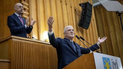 - "Suriye'de yapılması gereken bellidir. Terör örgütünün askeri ve siyasi