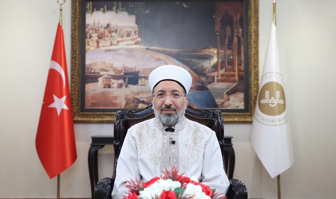 - "Ramazan ayı Müslümanlar için bir arınma mektebidir. İslam dünyası