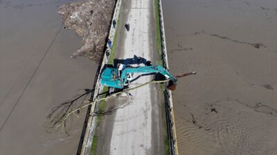 EDİRNE (AA) – Edirne’de debisi artan Meriç ve Tunca nehirleri