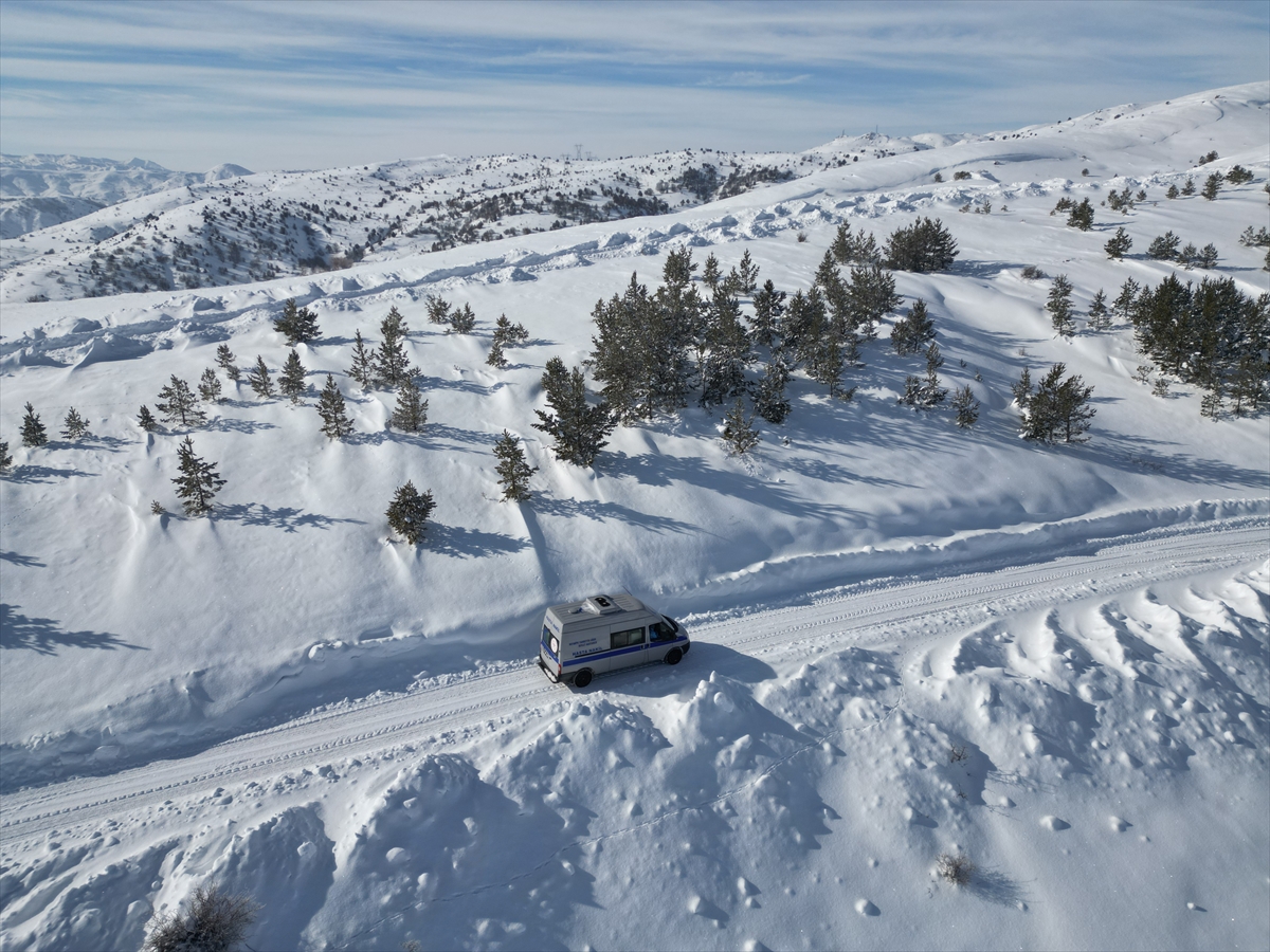 - Dr. Fahrettin Uğur Refahiye Devlet Hastanesi Başhekimi Uzman Dr.