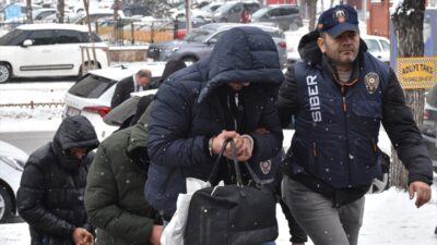 - Şüphelilerin banka hesaplarında 2 milyar 232 milyon 735 bin