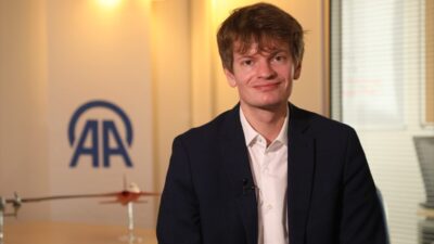 - Uluslararası Hukuka Saygı için Hukukçular Derneği Genel Sekreteri Benjamin