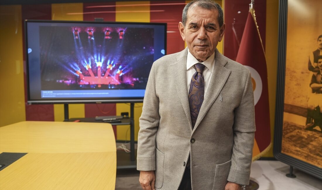 - Sarı-kırmızılı kulübün başkanı Dursun Özbek:
- "(Spor kategorisinde tercih ettiği