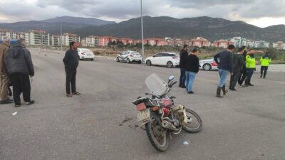 GAZİANTEP (AA) – Gaziantep'in İslahiye ilçesinde otomobille motosikletin çarpışması sonucu