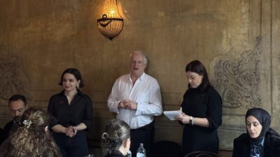 - Programın artistik direktörü Melek Zeynep Bulut:
- "Global Design Forum