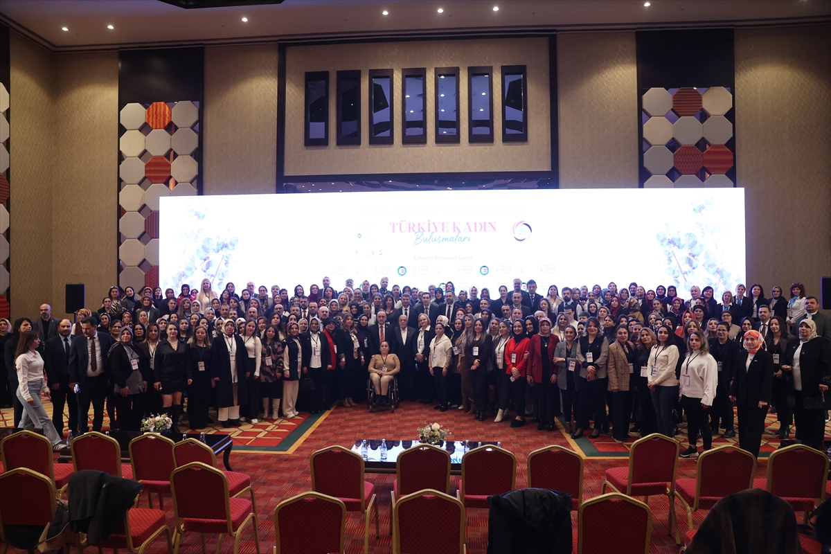 - "Türkiye kadın buluşmalarıyla, bölgelerde gerçekleştireceğimiz çalıştaylarla 300 bin üyemizin