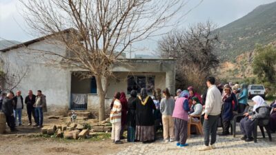 HATAY (AA) – Hatay'ın Hassa ilçesinde sobadan sızan karbonmonoksit gazından