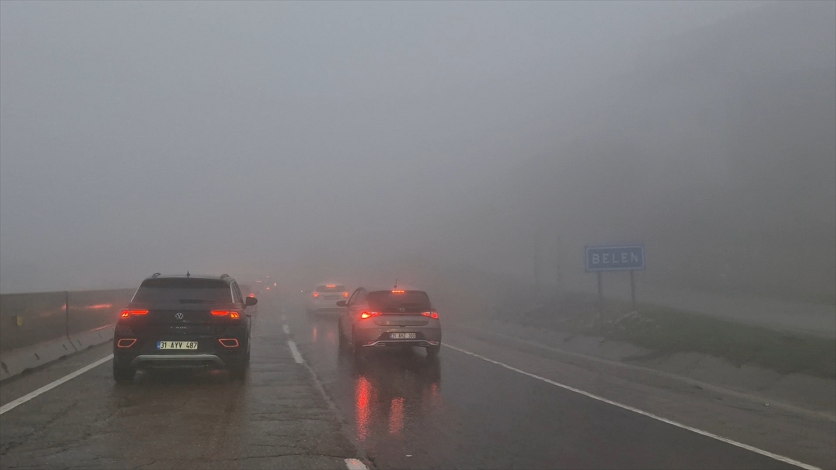 HATAY (AA) – Hatay’ın Yayladağı ilçesinde sağanak nedeniyle ev ve