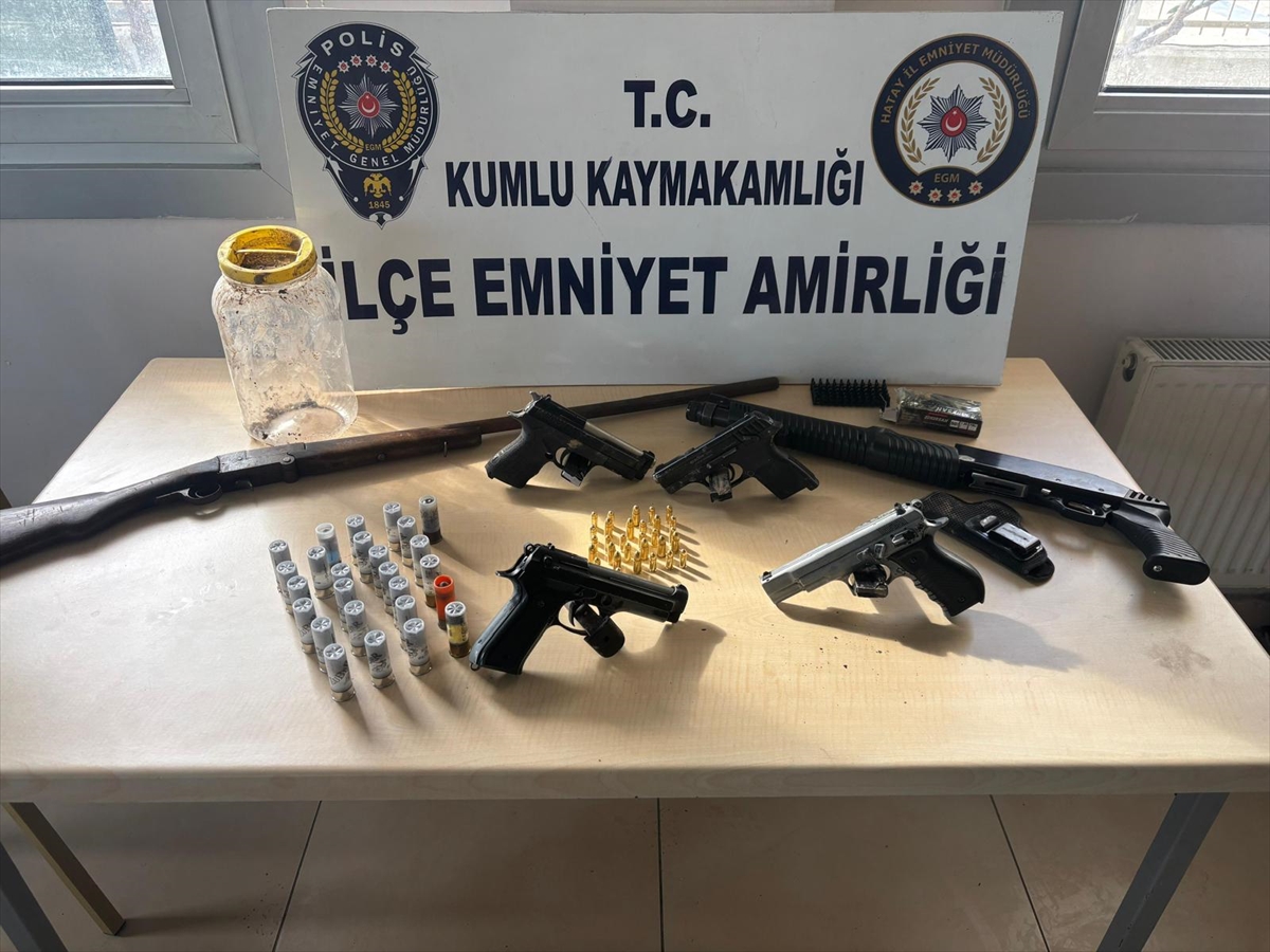 HATAY (AA) – Hatay'ın Reyhanlı ve Kumlu ilçelerinde düzenlenen uyuşturucu