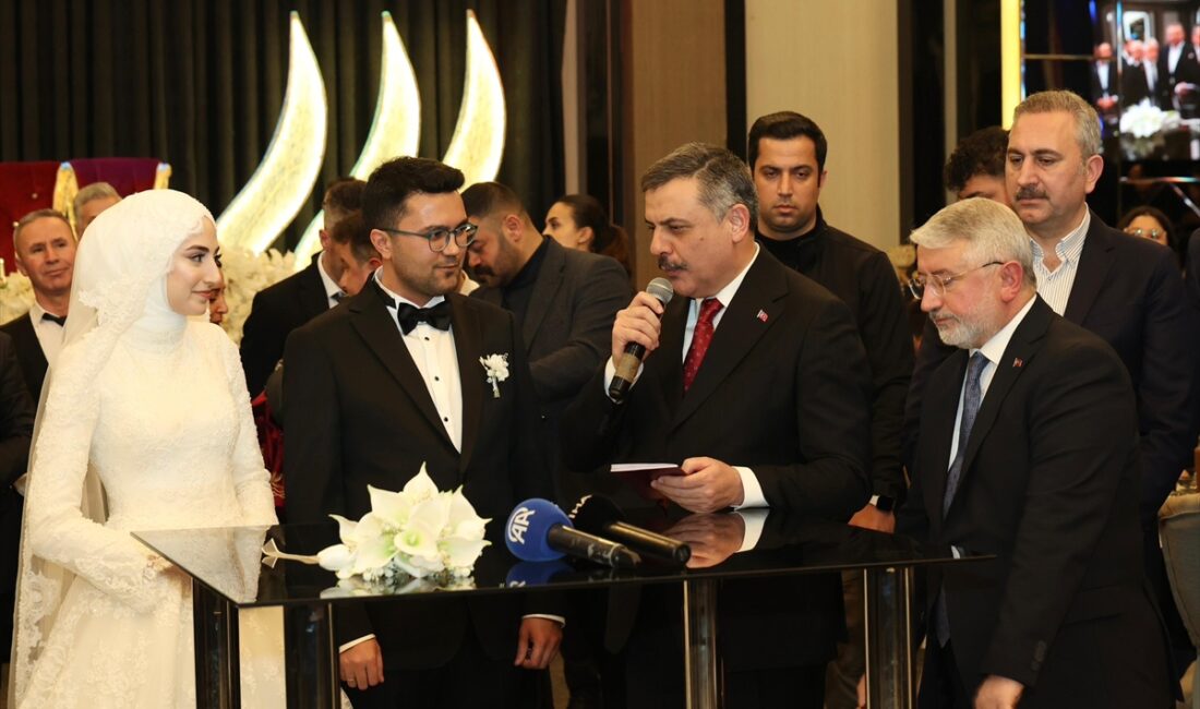 ANKARA (AA) – İçişleri Bakanı Mustafa Çiftçi, eski AK Parti