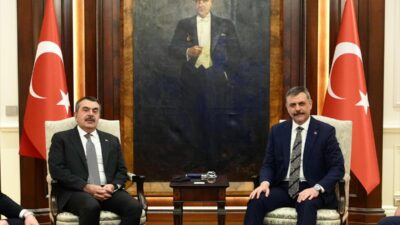 ANKARA (AA) – İçişleri Bakanı Mustafa Çiftçi, kendisini ziyaret eden