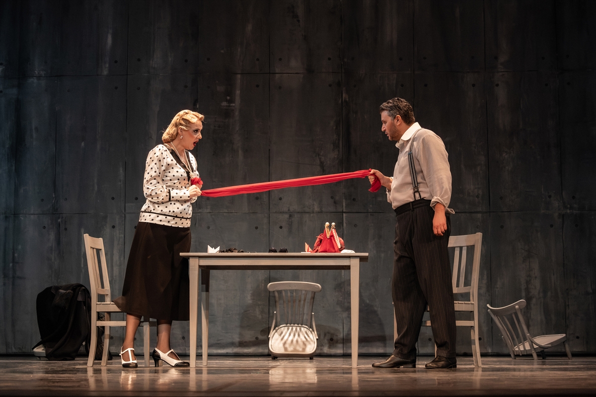 - İstanbul Devlet Opera ve Balesi Müdürü ve Sanat Yönetmeni